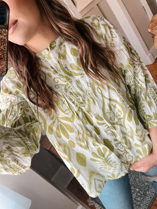 Sunday Brunch Top: Avocado