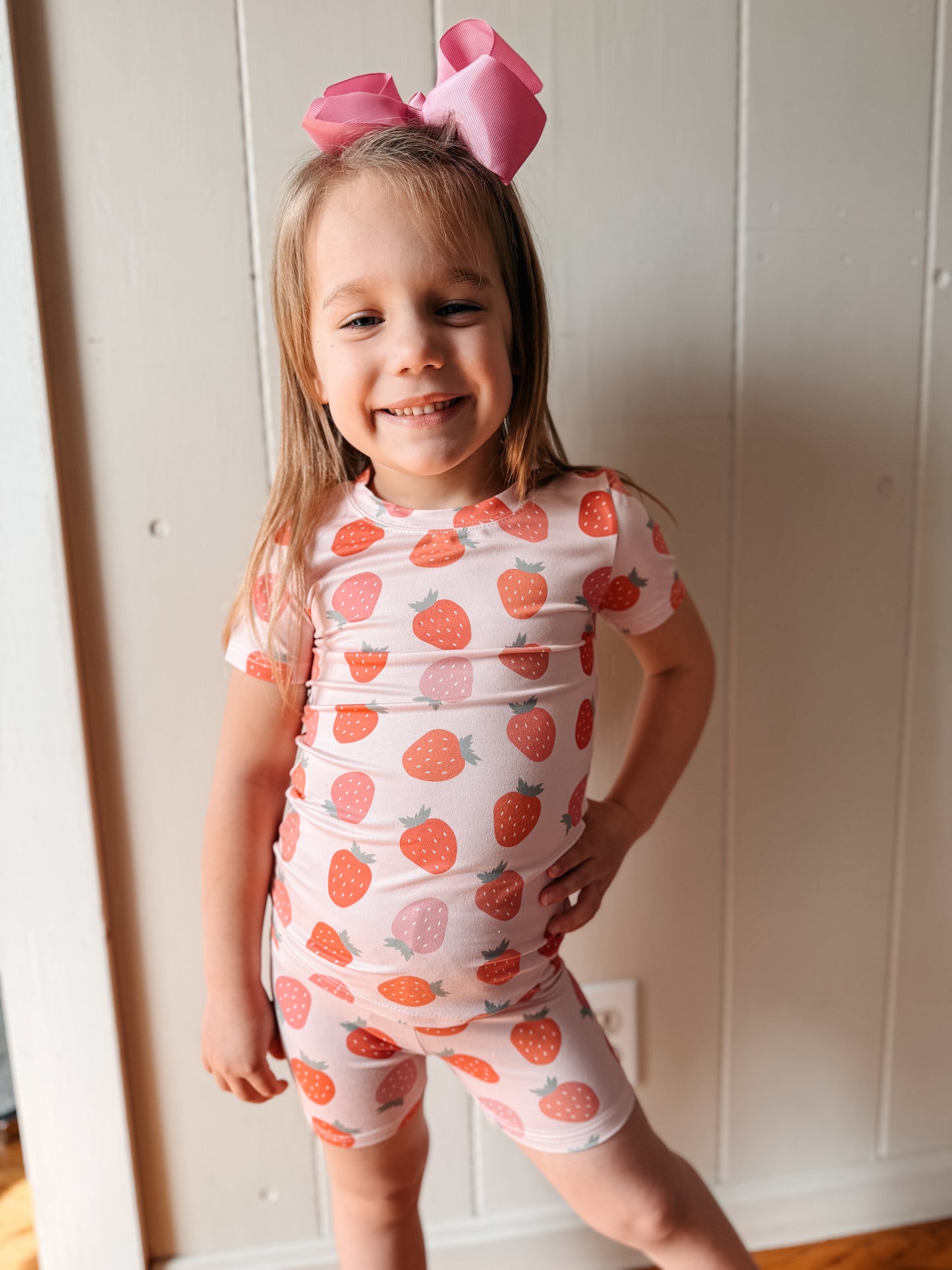 ComfortWear Strawberry 2 Piece Set
