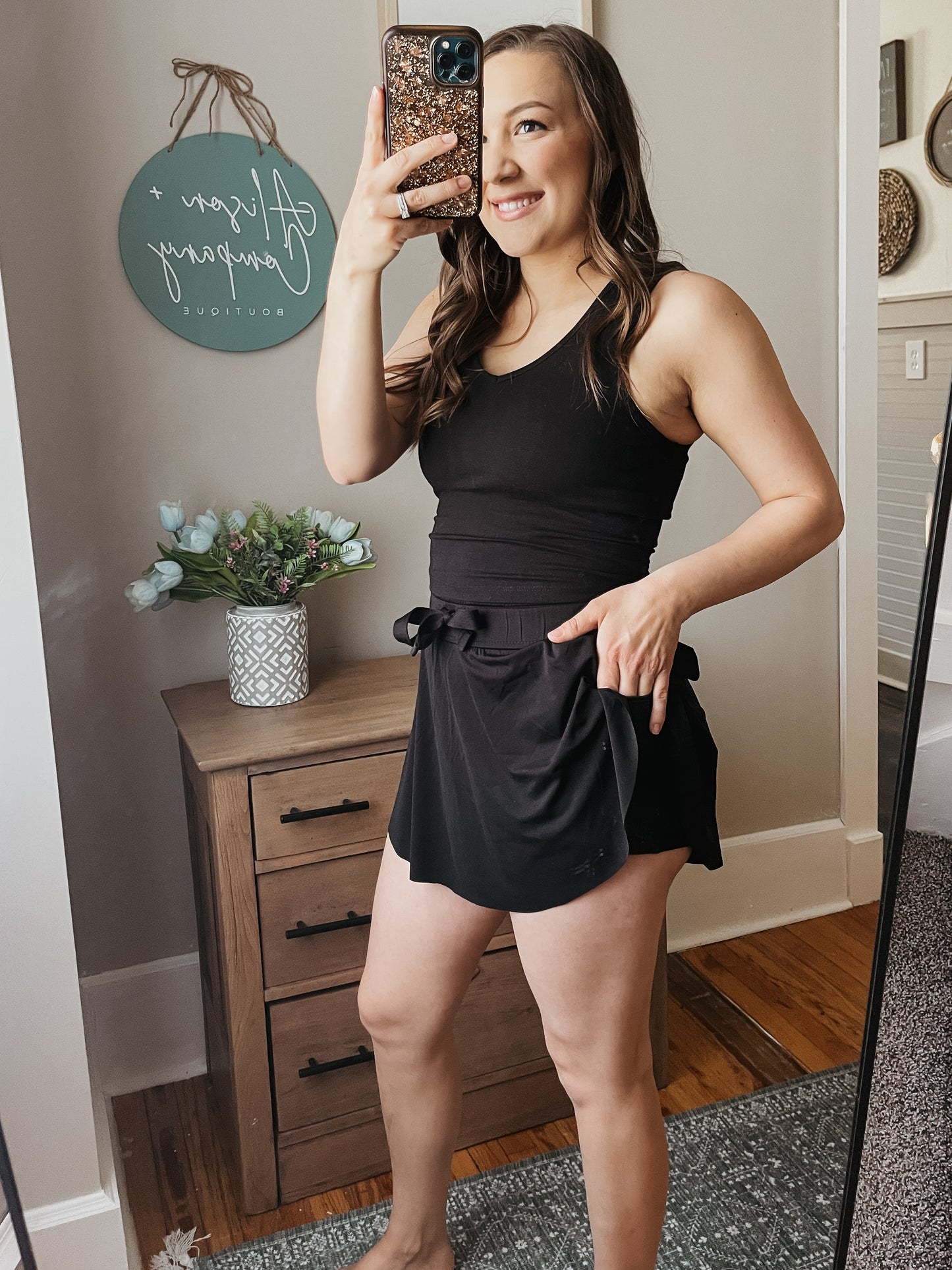 Ruffle Hem Tennis Skirt: Black