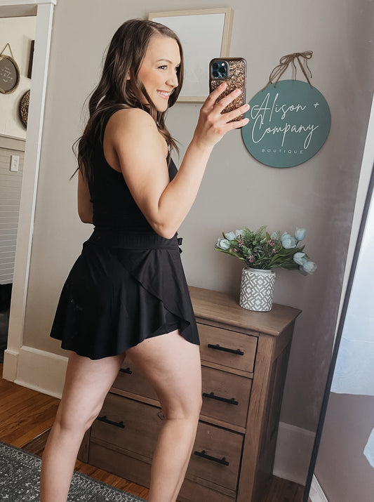 Basic Girl V-Neck Crop Tank