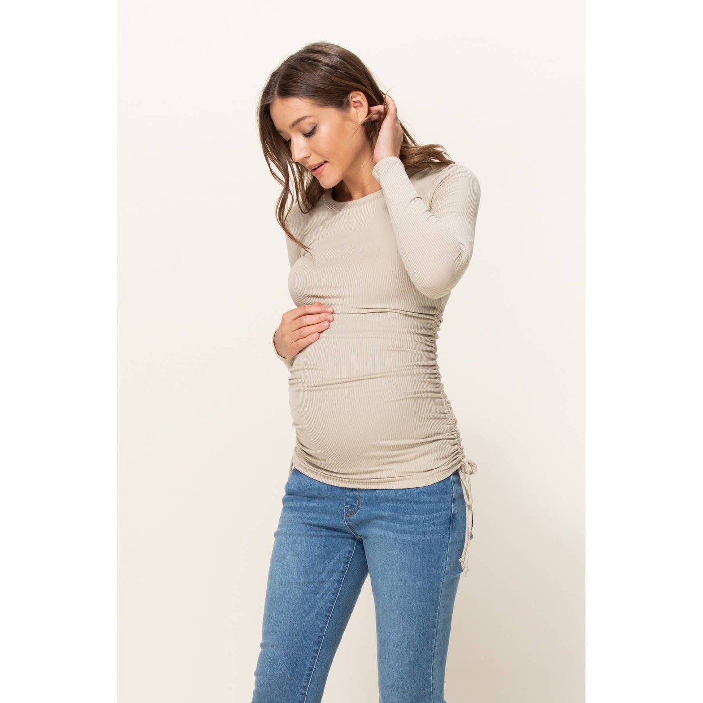Long Sleeve Adjustable Ribbed Maternity Top: Burgundy