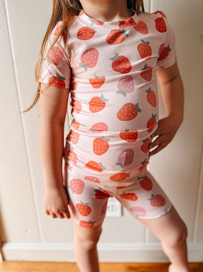 ComfortWear Strawberry 2 Piece Set