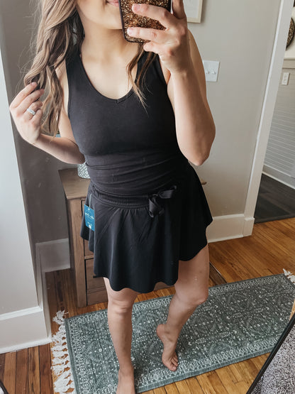 Basic Girl V-Neck Crop Tank
