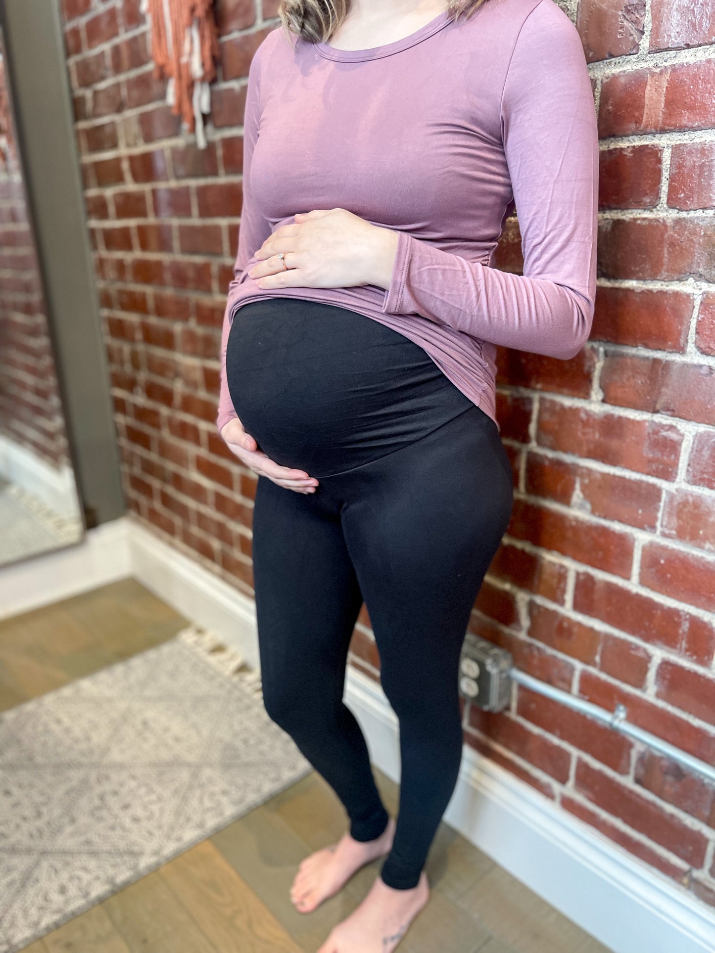 Maternity Leggings: black